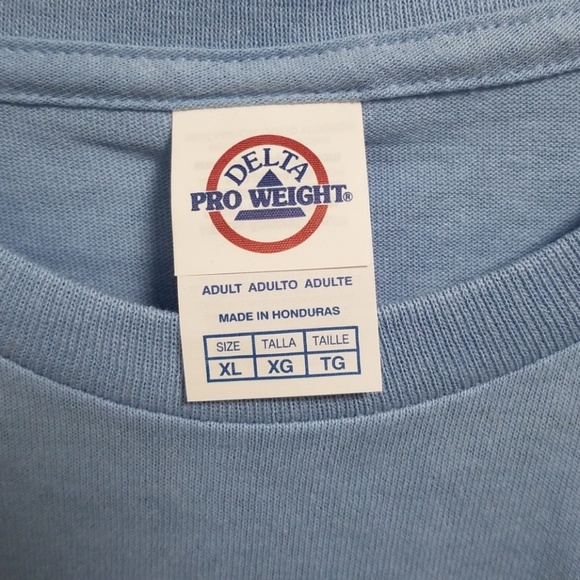 Blue Four Fox Sake Graphic Tee Shirt NWOT Unisex - Picture 3 of 4